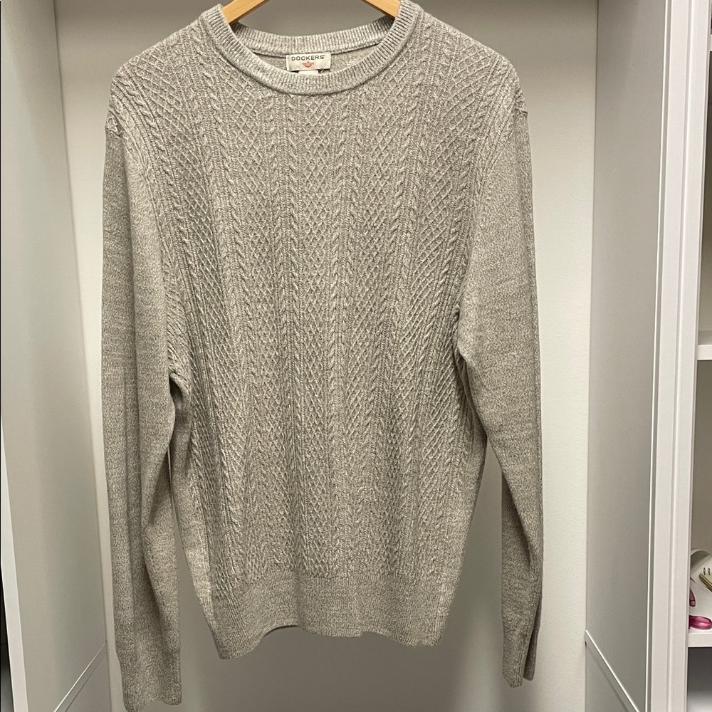 Dockers Men's Beige Cable Knit Sweater Size M